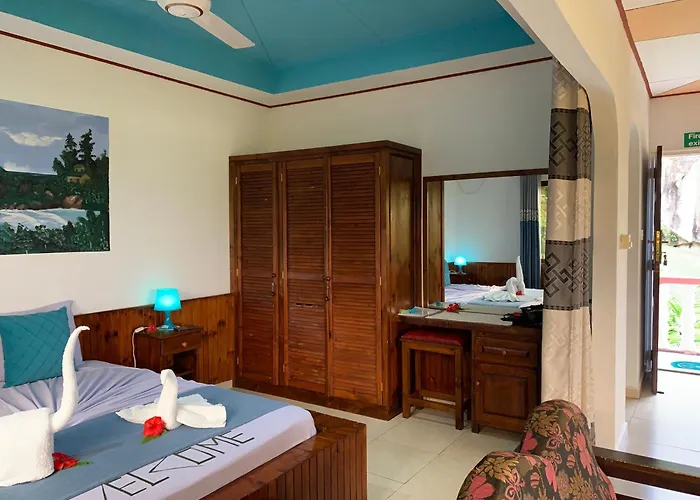 Les Elles Self Catering Baie Lazare (Mahe)