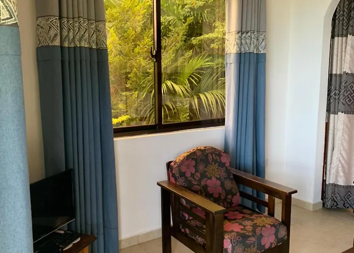 Les Elles Self Catering
